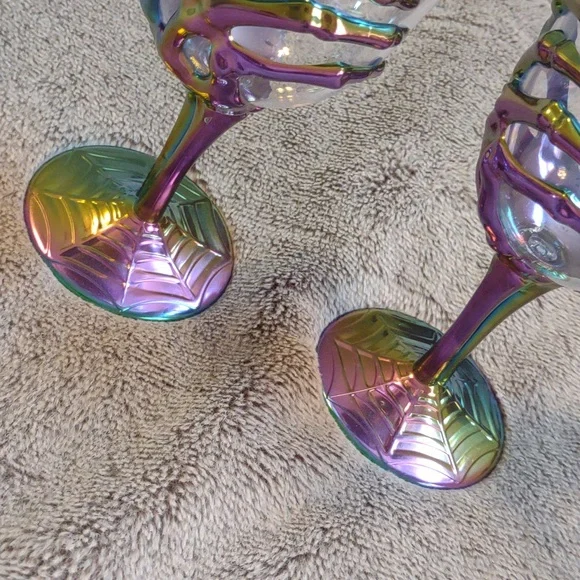 Plastic Skeleton Hand Cup Set - Picture 3 of 3